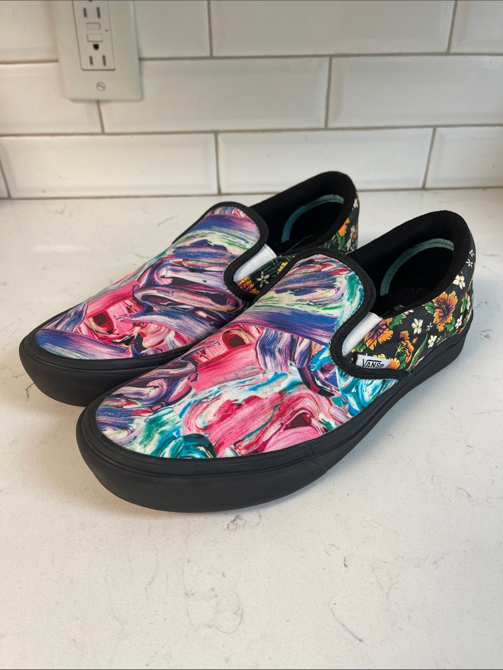 Vans Customs Comfy Cush Slips-Ons Brushstrokes and Hawaiian Flower Size 9.5